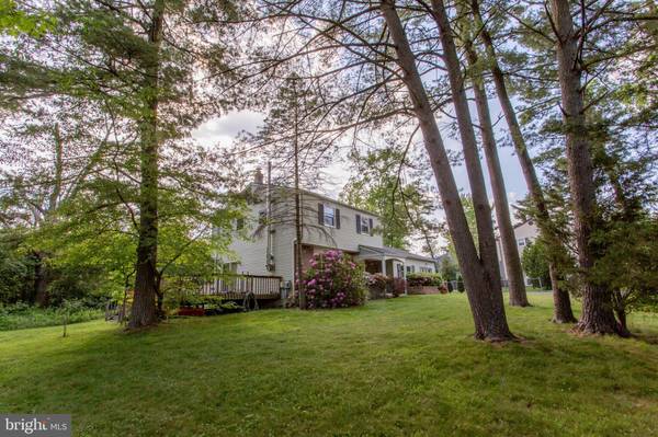 Chalfont, PA 18914,8 OAKMONT WAY