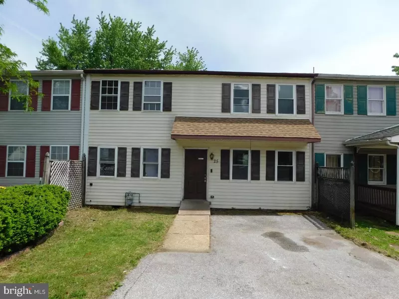 25 CURLEW CIR, Newark, DE 19702