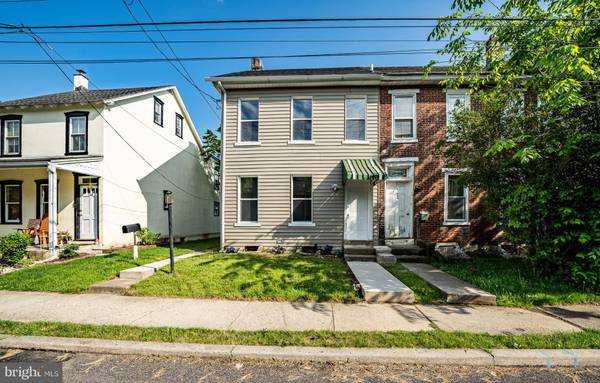 18 W VINE ST, Pottstown, PA 19464