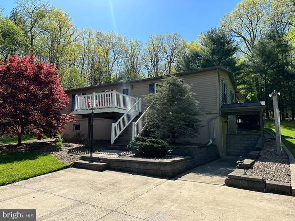 34 SAND ROCK CT., Port Matilda, PA 16870