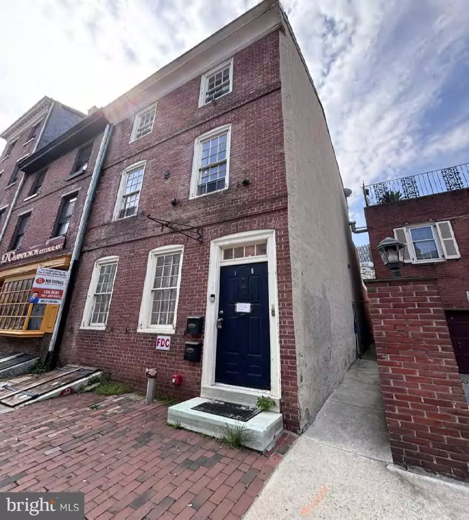 Philadelphia, PA 19147,128 LOMBARD ST