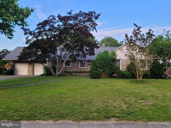 33 NORTHWOOD DR, Vineland, NJ 08360