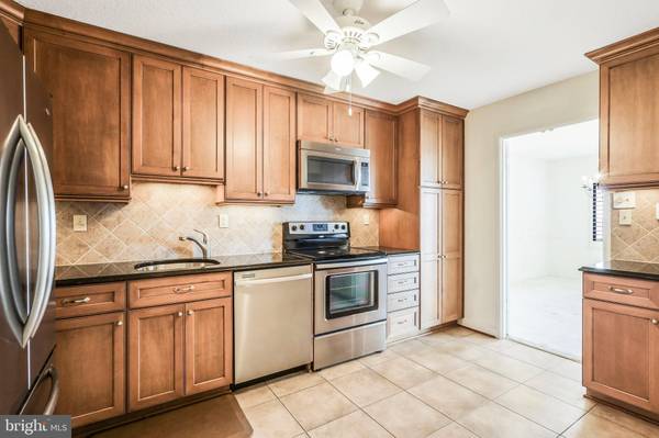 309 YOAKUM PKWY #1218, Alexandria, VA 22304