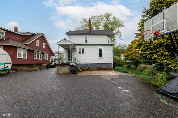 Hightstown, NJ 08520,349 STOCKTON ST