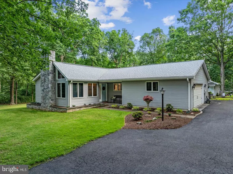 260 RIDINGS LN, White Post, VA 22663