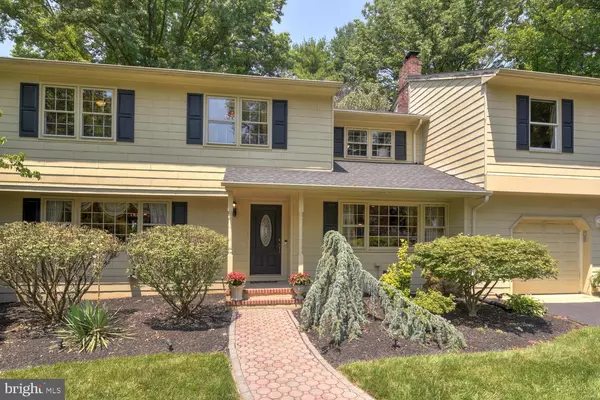 Princeton Junction, NJ 08550,12 YORKTOWNE CT