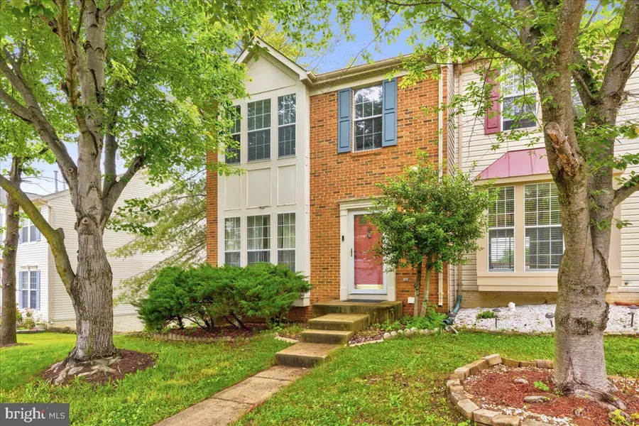 2568 GRAYTON LN, Woodbridge, VA 22191