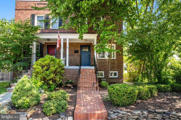 124 E MAPLE ST, Alexandria, VA 22301