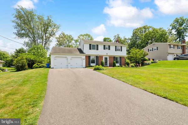 Cinnaminson, NJ 08077,250 WINDING LN