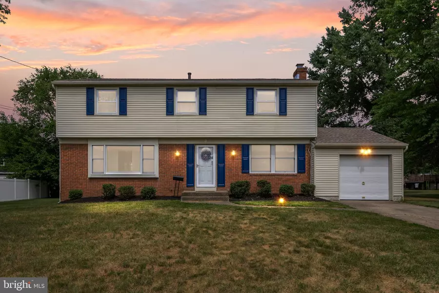 3 NAVY DR, Delran, NJ 08075