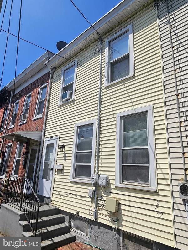 1007 CHESTNUT AVE, Trenton, NJ 08611