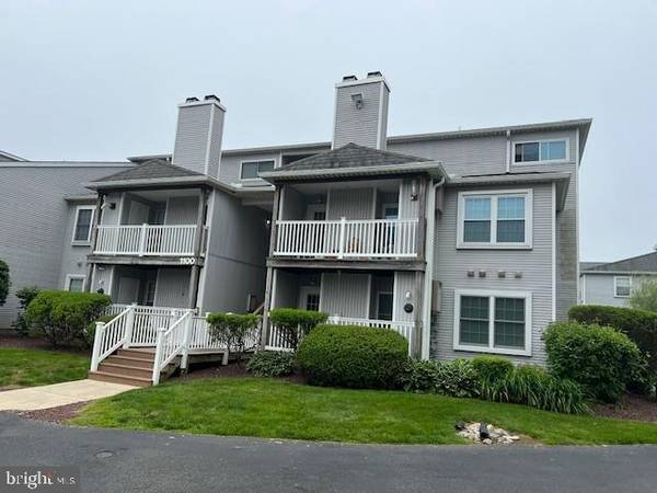 1102 WATERS EDGE DR #213, Newark, DE 19702