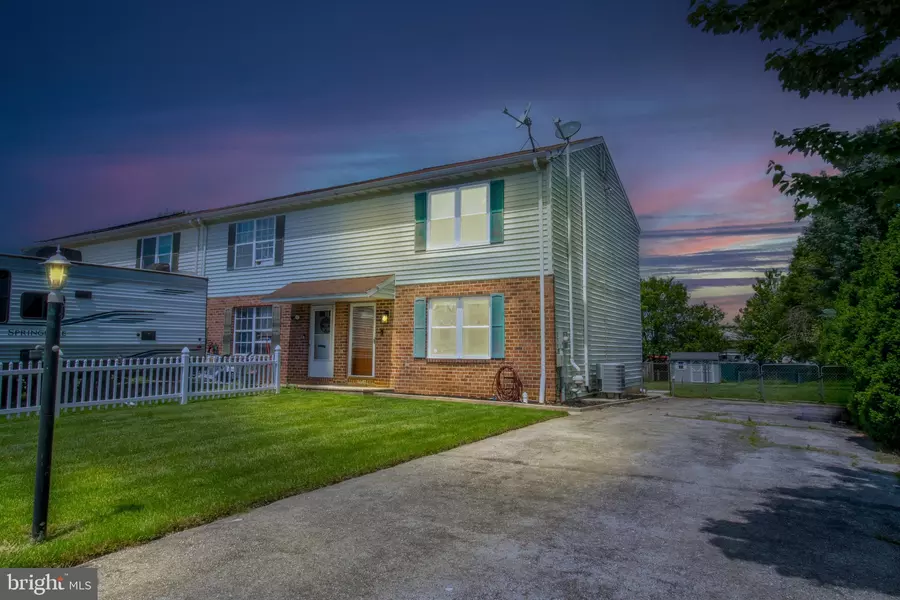 23 CONEWAGO DR, Hanover, PA 17331