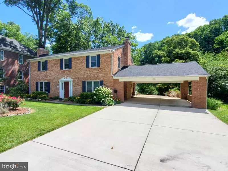 3609 UNIVERSITY DR, Fairfax, VA 22030