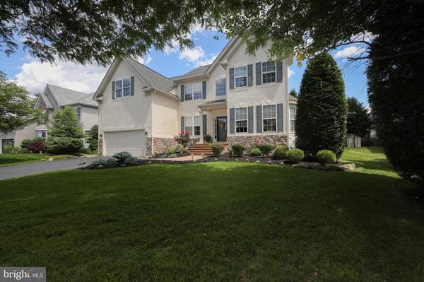 9 DORCHESTER LN, Moorestown, NJ 08057