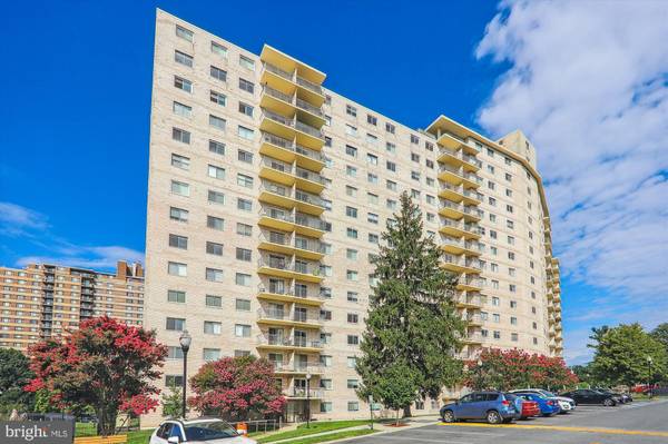 1121 UNIVERSITY BLVD W #801-B, Silver Spring, MD 20902