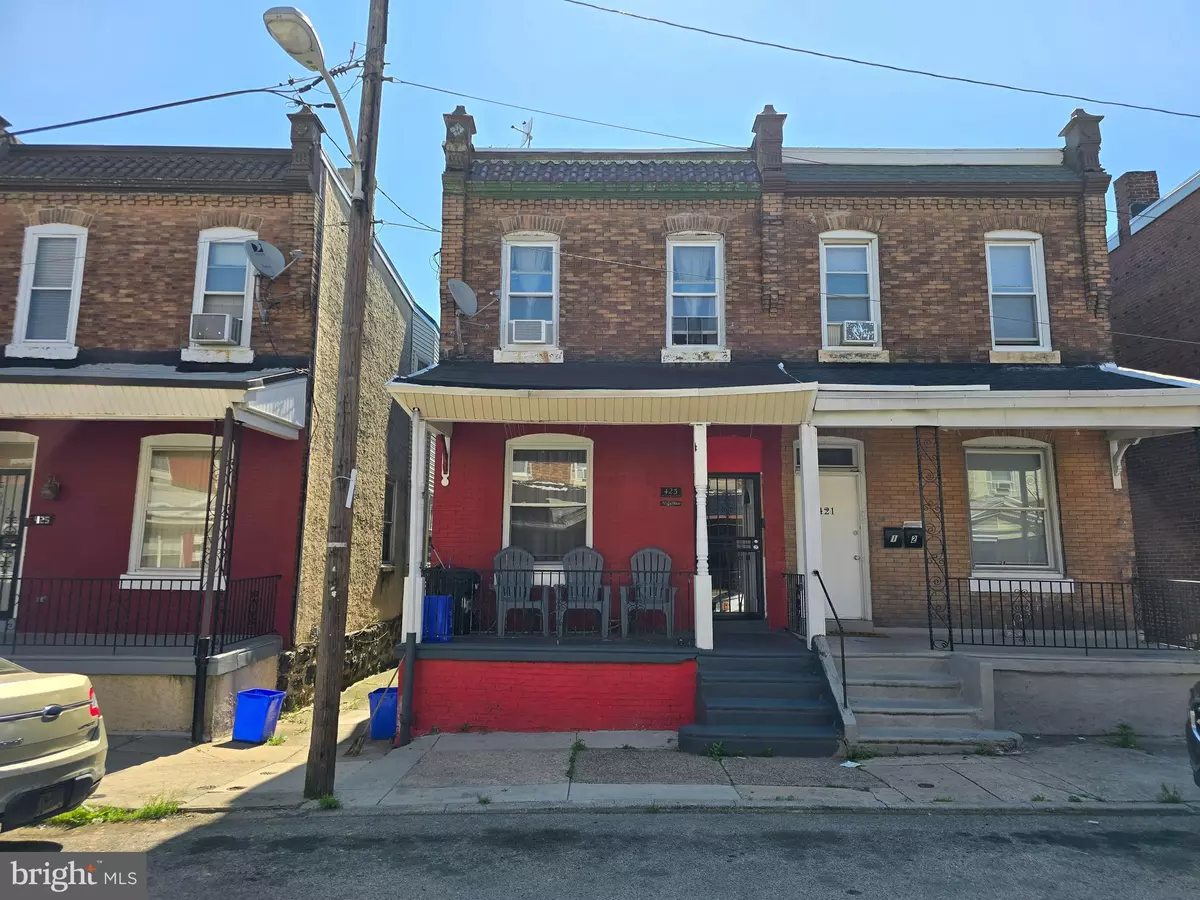 Philadelphia, PA 19151,423 N REDFIELD ST