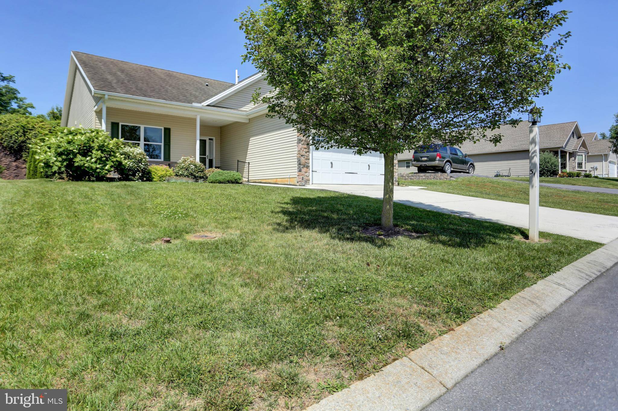 Shippensburg, PA 17257,31 COLONIAL CT