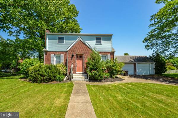 7 MAPLE ST, Quakertown, PA 18951