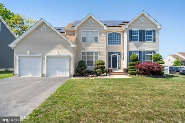 28 TINA WAY, Barnegat, NJ 08005