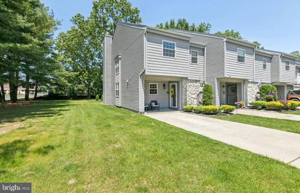 11 HARBOR DR, Hammonton, NJ 08037