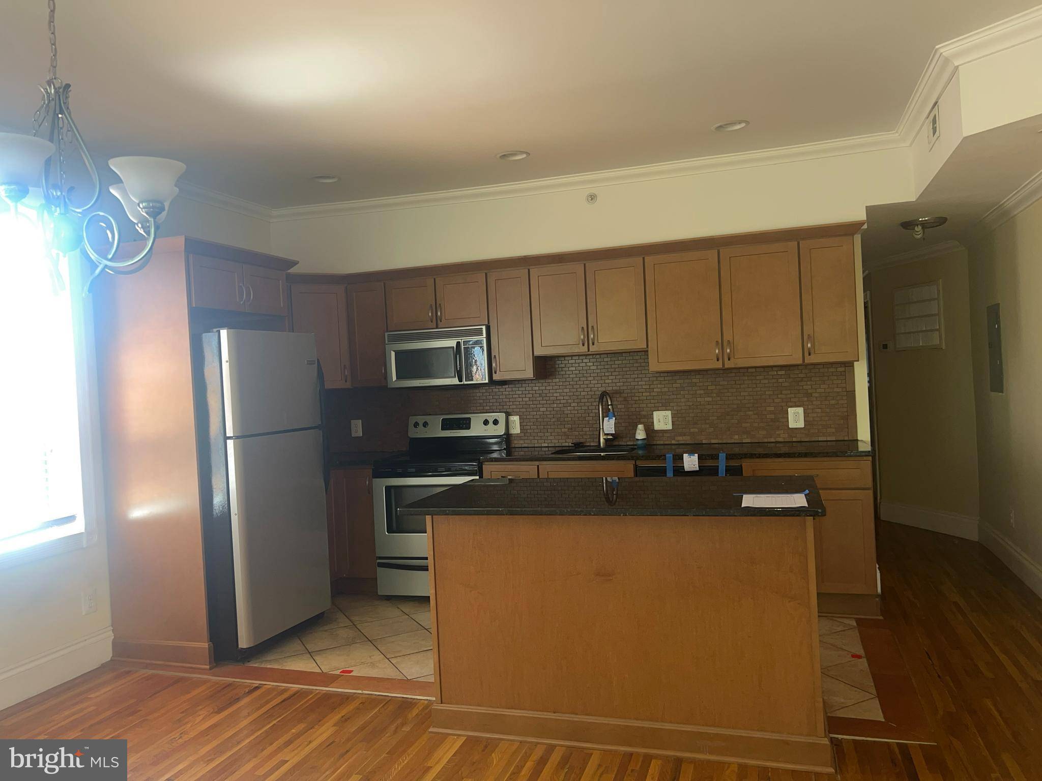 Baltimore, MD 21217,2202 PARK AVE #201