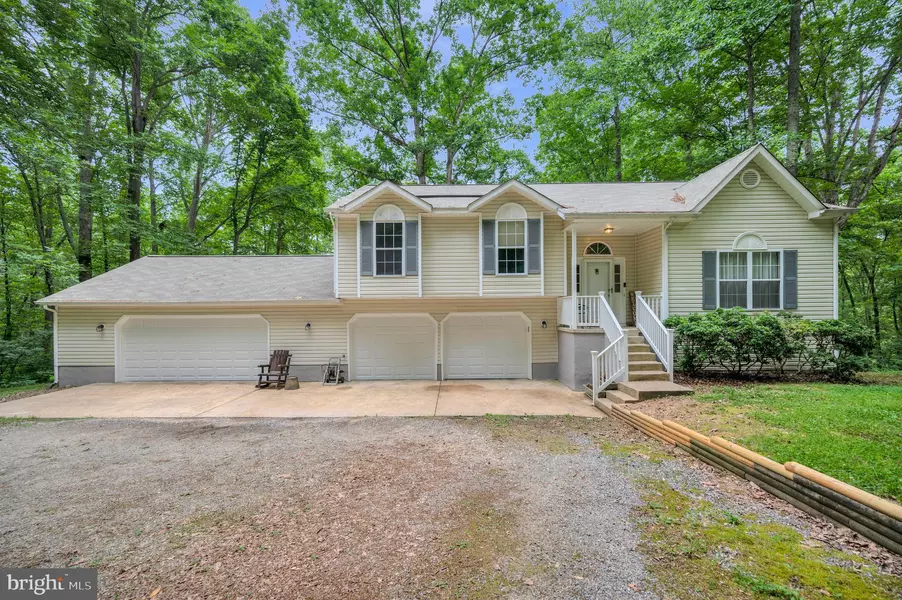 3036 PATRIOT LN, Fredericksburg, VA 22408