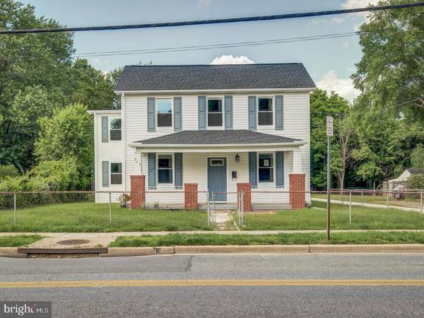 Laurel, MD 20707,925 MONTGOMERY ST