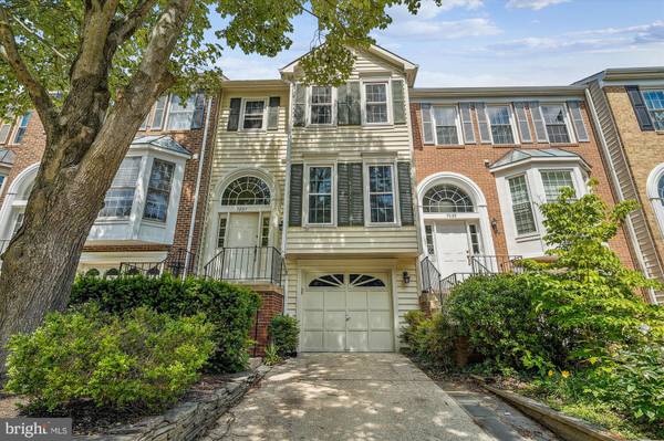 7037 ASHLEIGH MANOR CT, Alexandria, VA 22315