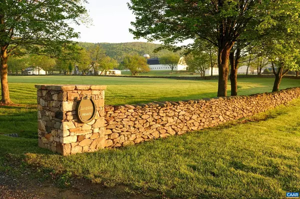 Upperville, VA 20185,21515 TRAPPE RD