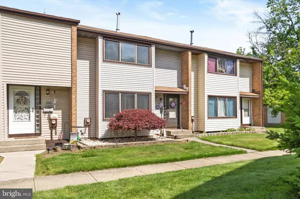 201 CANTERBURY CT, East Windsor, NJ 08520