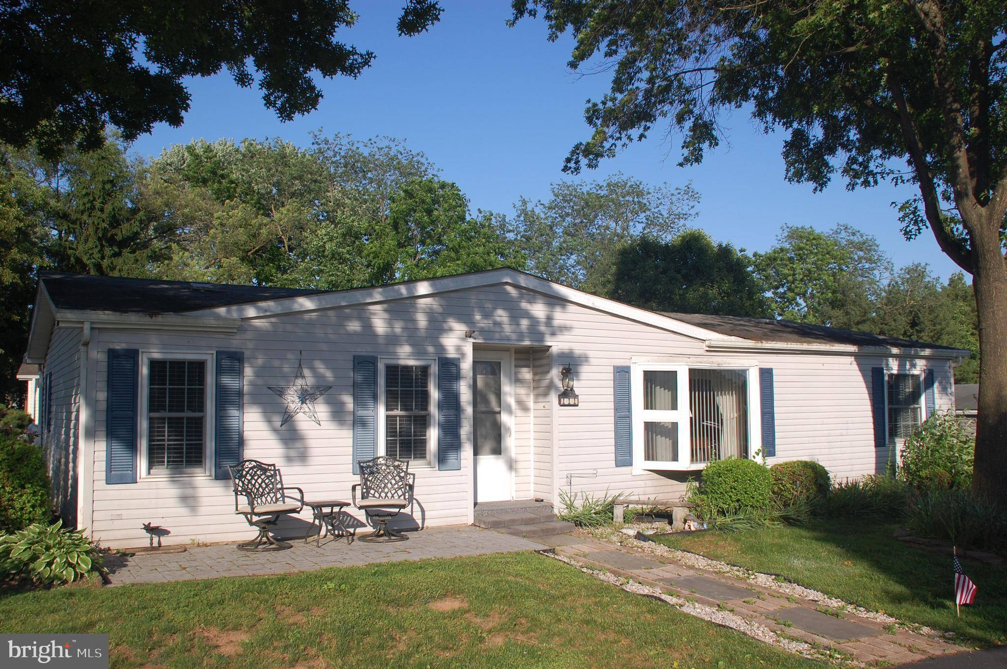 111 DEERFIELD DR, Souderton, PA 18964