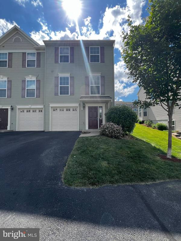 194 KESTREL LN, Boalsburg, PA 16827