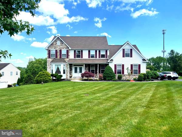 217 CLOVER LN, Perkiomenville, PA 18074