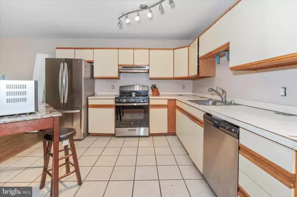 Wilmington, DE 19804,1002 TALCON DR