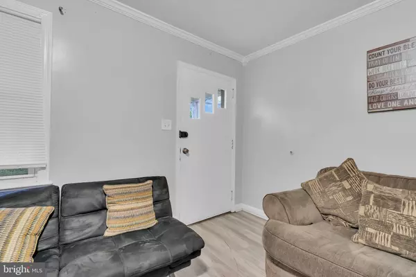 Hamilton, NJ 08610,178 EMELINE AVE