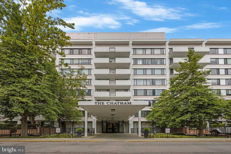 4501 ARLINGTON BLVD #220, Arlington, VA 22203