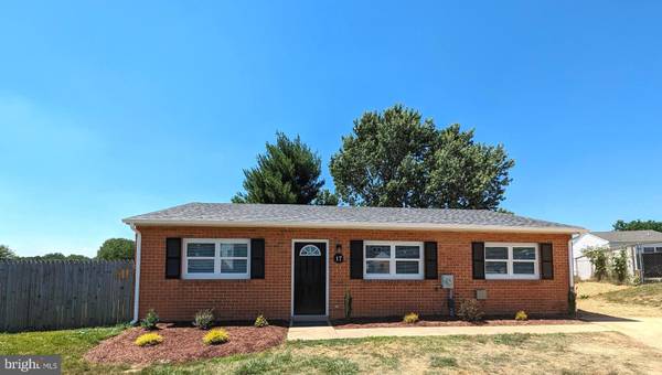 17 ROGERS CIR,  Newark,  DE 19702