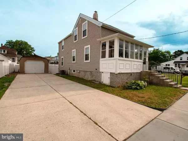 Riverside, NJ 08075,138 POLK ST