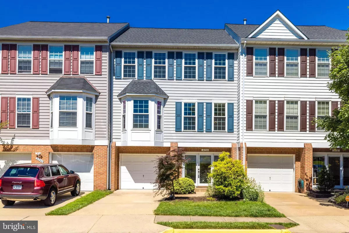 Fairfax, VA 22033,4720 WARM HEARTH CIR