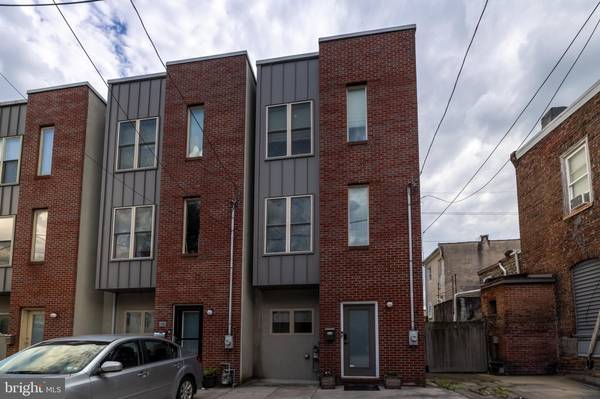 4128 APPLE ST, Philadelphia, PA 19127