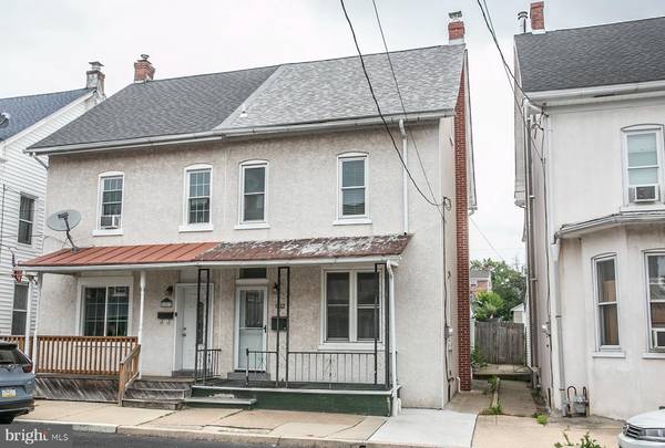 339 JEFFERSON ST, East Greenville, PA 18041