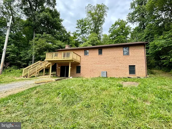 Berkeley Springs, WV 25411,201 FAITH LN