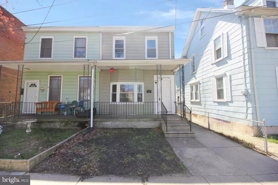 728 POWELL ST, Gloucester City, NJ 08030