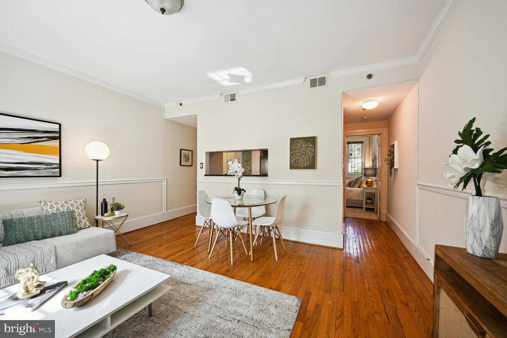 Washington, DC 20009,1736 18TH ST NW #101