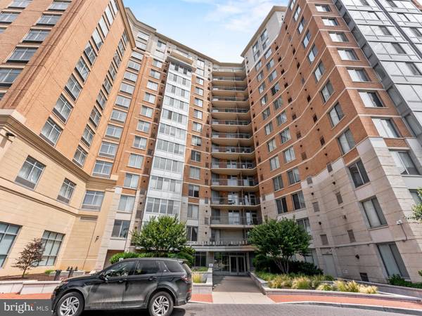 555 MASSACHUSETTS AVE NW #1307, Washington, DC 20001