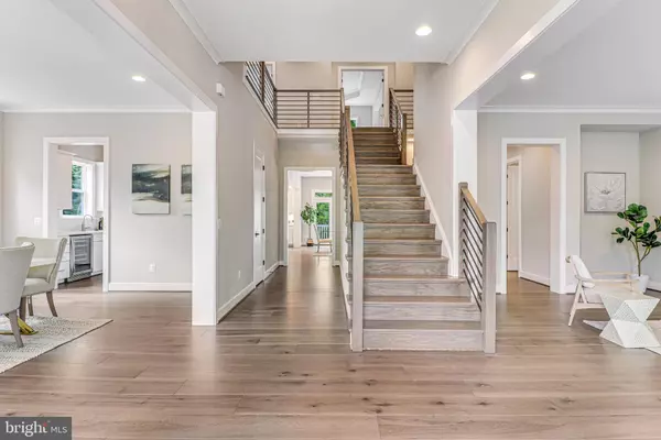 Falls Church, VA 22043,1806 GILSON