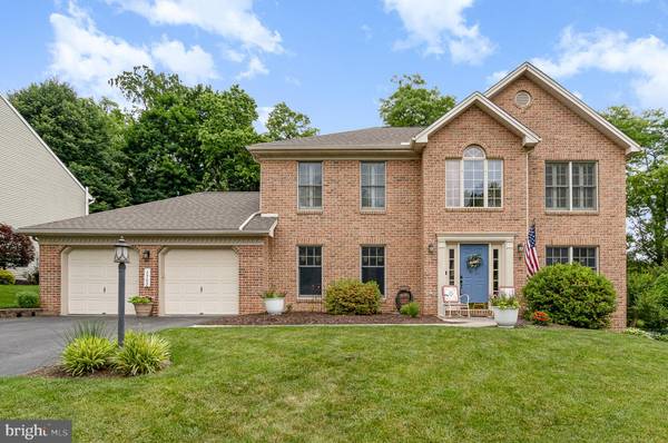 1702 FAIRMONT DR, Mechanicsburg, PA 17055