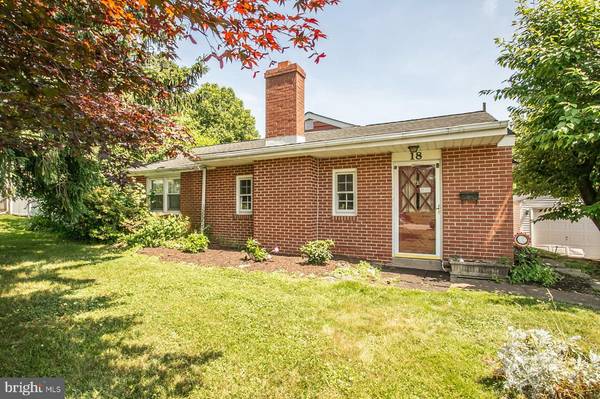 18 LAUREL LN, Plymouth Meeting, PA 19462