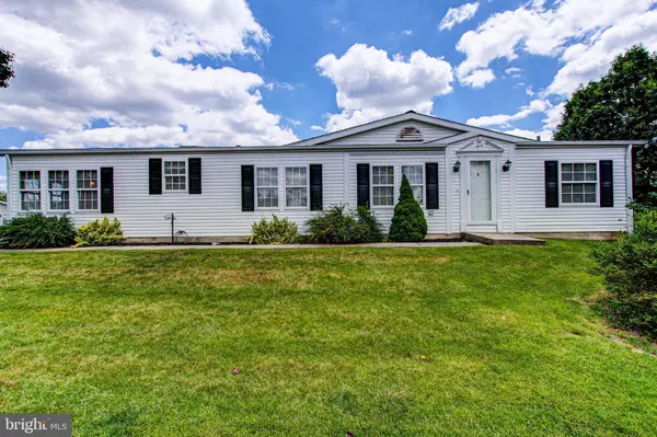 Harleysville, PA 19438,21 LONGWOOD CT E